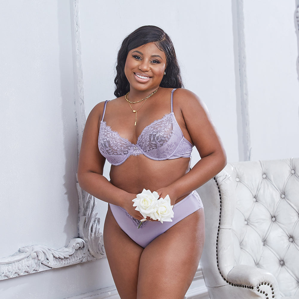 LAREINA Sexy Lace Chic Brief Panties