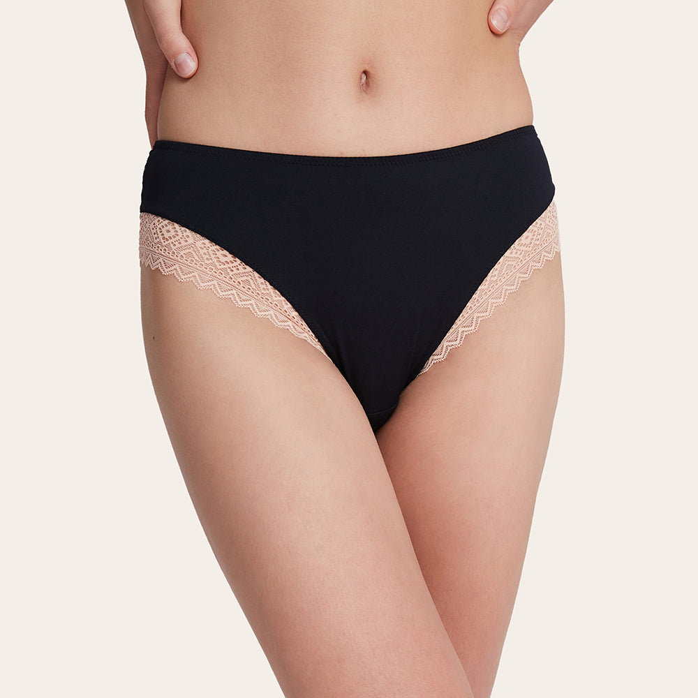 IRIS Sexy Lace Elastic Brief Panties